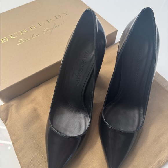 Burberry Black Heels with Signature Checkered Block Heel - Picture 13 of 14